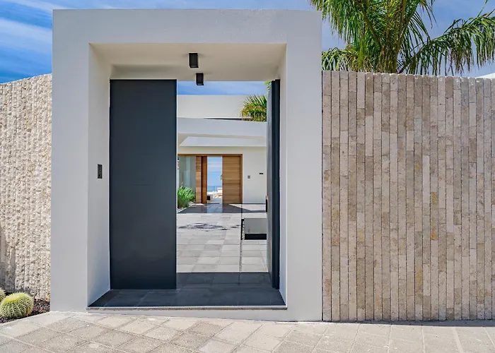 Volcano Villa Costa Adeje (Tenerife)