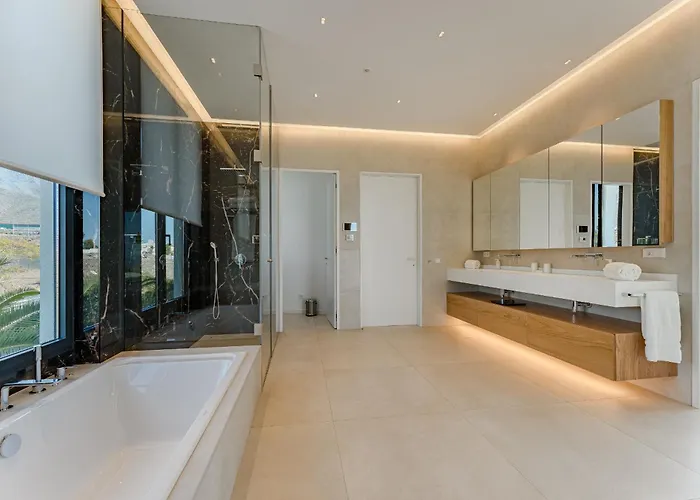 Volcano 빌라 아데제