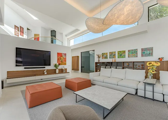 فيلة Volcano أذيخي